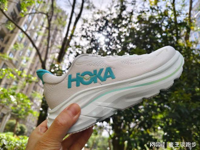 10：恰到好处的卓越跑鞋HOKA CLIFTON(图7)